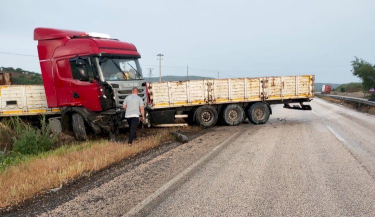 Gölbaşı ilçesinde tır şarampole girdi: 1 yaralı